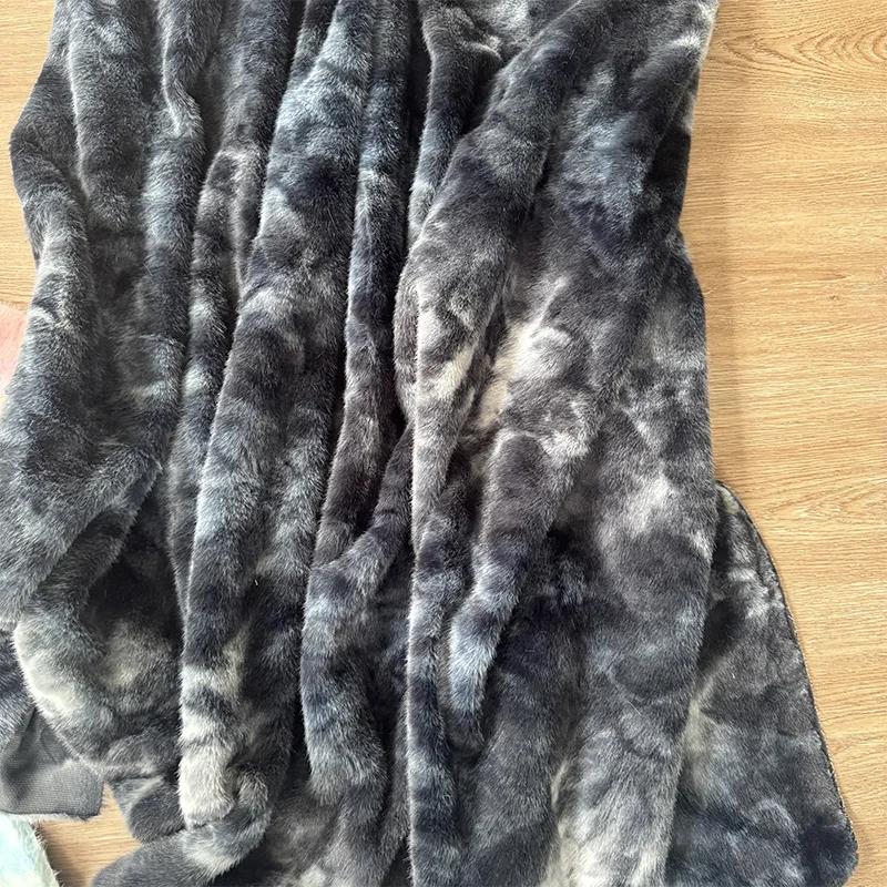 30x50cm Colorful Rabbit Fur Fabric Third Generation Dyeing Plush Toy Material Dreamy Rainbow Knot Dyeing Fabric 30x50cm
30x50cm Colorful Rabbit Fur Fabric Third Generation Dyeing Plush Toy Material Dreamy Rainbow Knot Dyeing Fabric 30x50cm