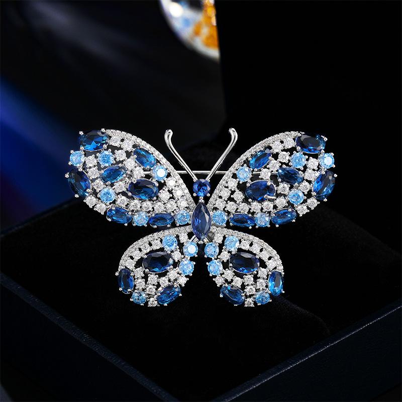 Women s Light Luxury Design Elegant Inlaid Zircon Butterfly Brooch Fashionable And Versatile Niche Design Sense Brooch
Women s Light Luxury Design Elegant Inlaid Zircon Butterfly Brooch Fashionable And Versatile Niche Design Sense Brooch