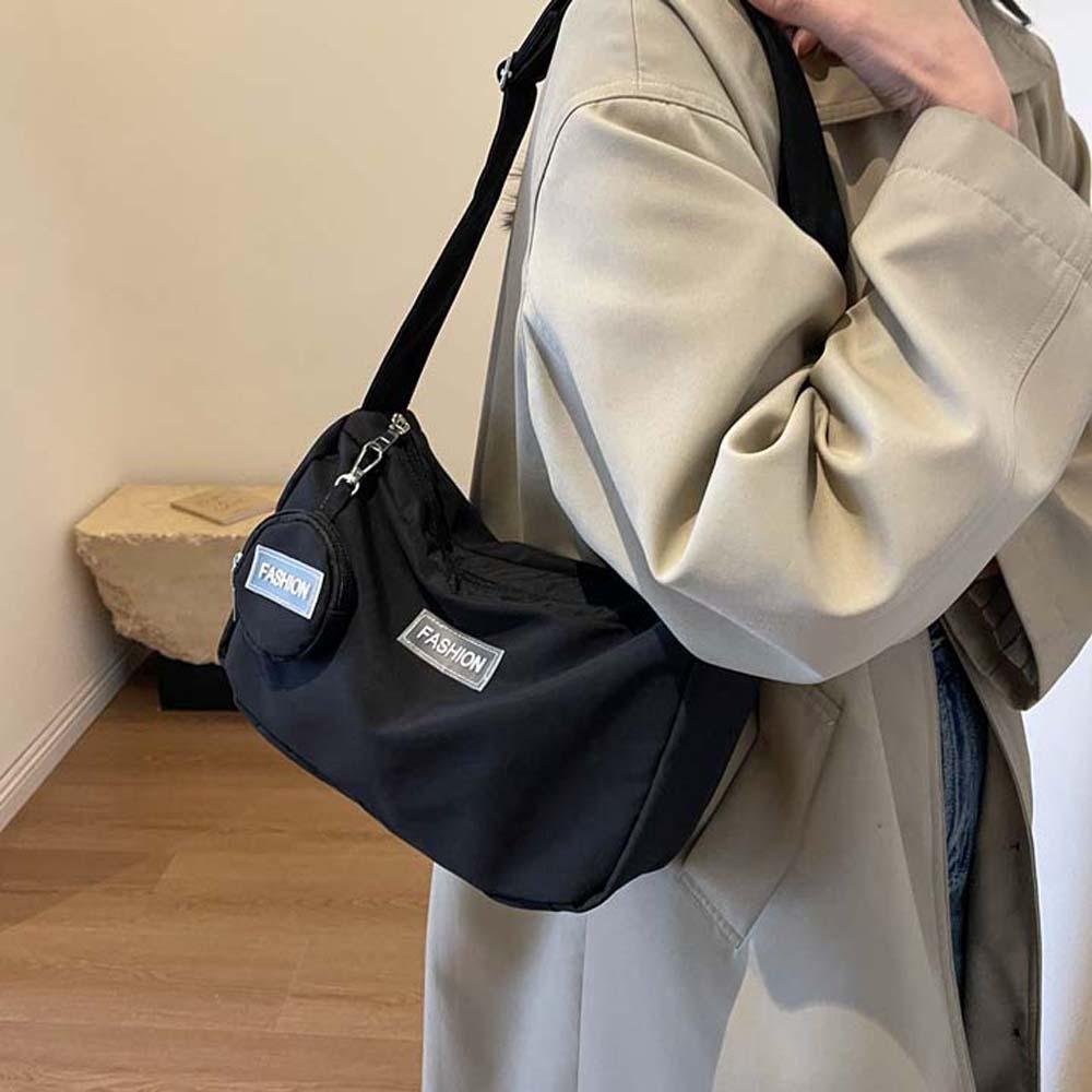 2pcs/set Large Capacity Large Capacity Handbag Mini Round Pouch Solid Color Underarm Bag Shopping червоний
2pcs/set Large Capacity Large Capacity Handbag Mini Round Pouch Solid Color Underarm Bag Shopping червоний