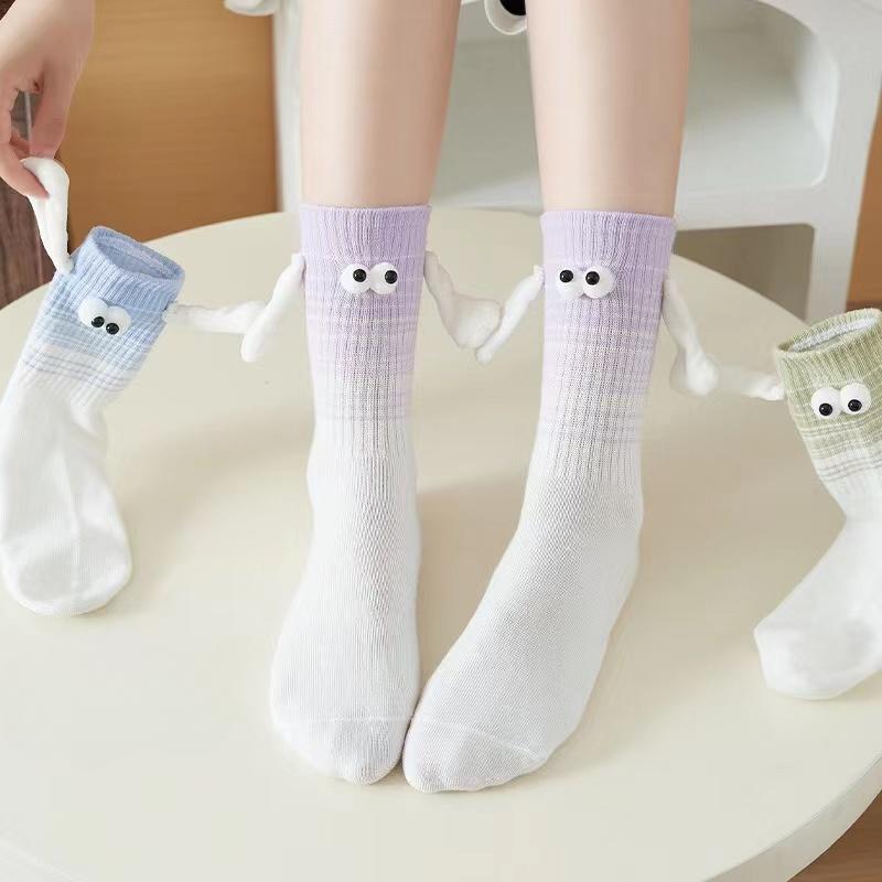 Женские цветные носки с ручками, индивидуальные магнитные милые носки, забавные носки для пары one size фиолетовый
Женские цветные носки с ручками, индивидуальные магнитные милые носки, забавные носки для пары one size фиолетовый