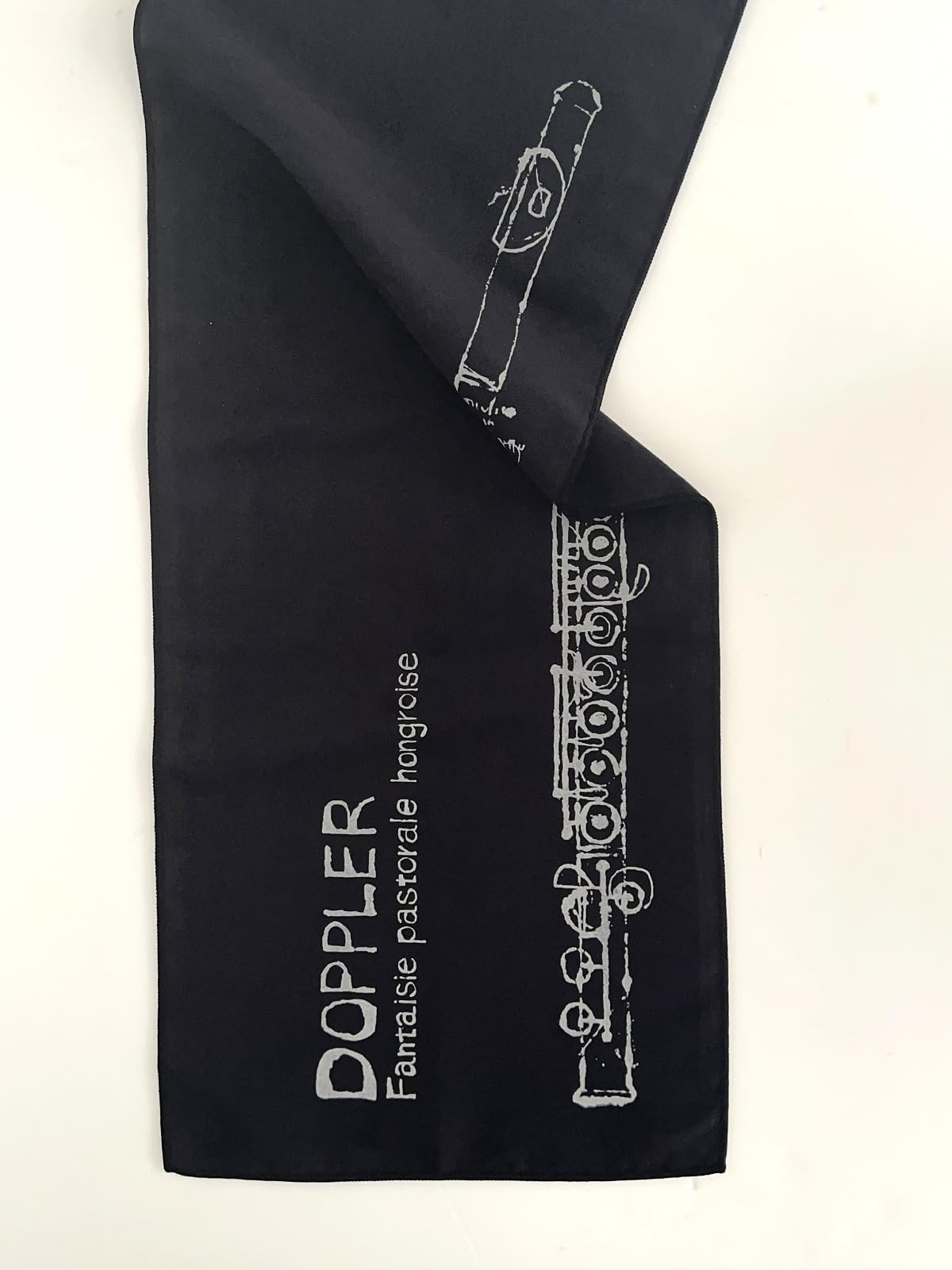 Now available in Microfiber cloth with the same length as the flute illustration for cleaning the flute music black! Flute Ideal Marl чорний
Now available in Microfiber cloth with the same length as the flute illustration for cleaning the flute music black! Flute Ideal Marl чорний
