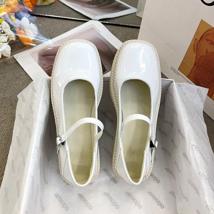 Модные повседневные туфли Мэри Джейн на платформе для женщин весна-осень на толстом и низком каблуке от британского японского дизайнера. Туфли-лодочки для женщин. 35
Модные повседневные туфли Мэри Джейн на платформе для женщин весна-осень на толстом и низком каблуке от британского японского дизайнера. Туфли-лодочки для женщин. 35