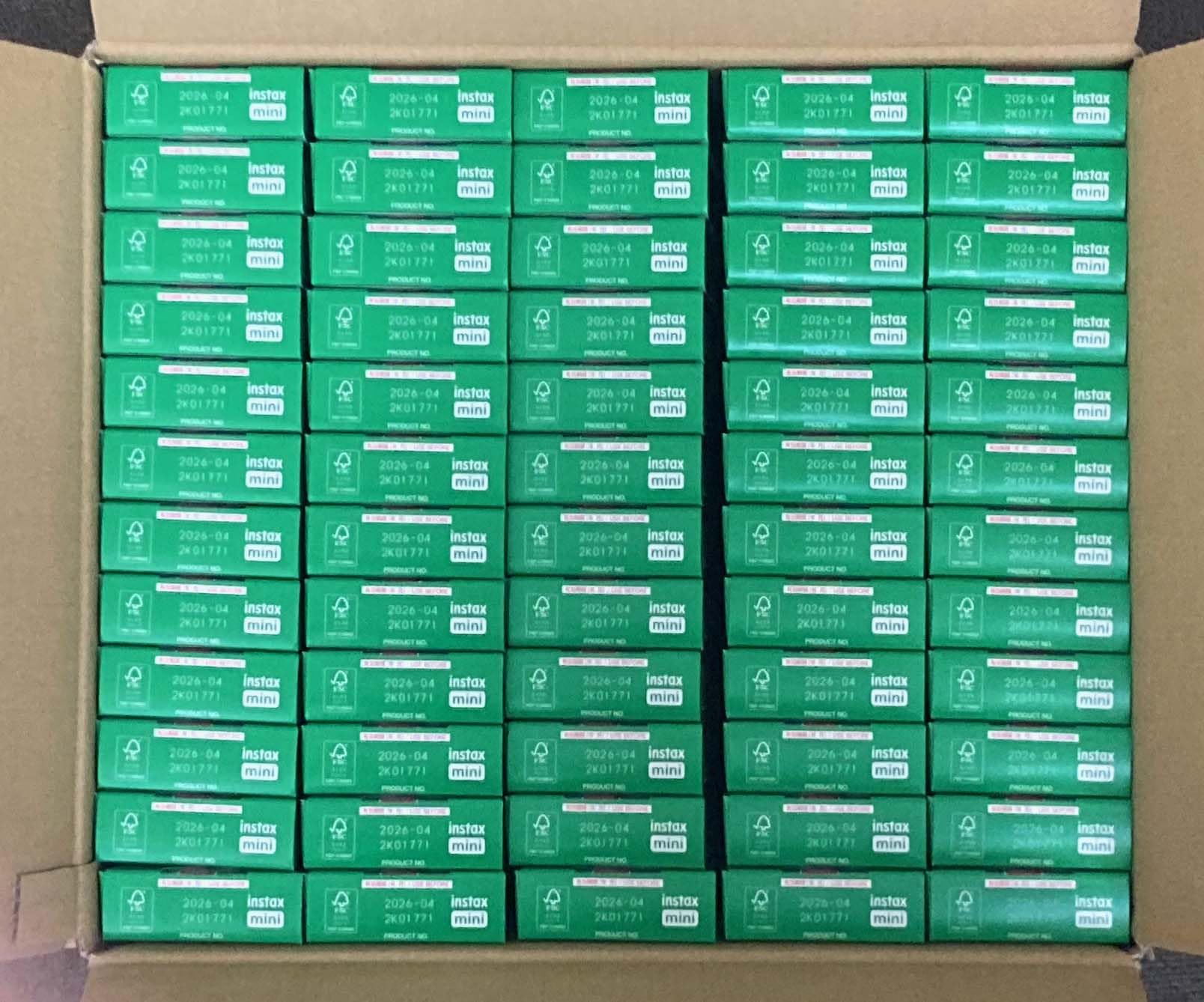 Fujifilm Instax плівка миттєвої камери 1 упаковка 60 оригінальна коробка для комерційного загальний набір 600 аркушів плівки, коробки, використання,
Fujifilm Instax плівка миттєвої камери 1 упаковка 60 оригінальна коробка для комерційного загальний набір 600 аркушів плівки, коробки, використання,