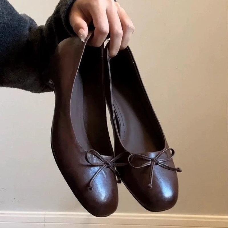 2026 Summer New Bow Single Shoes Women s Block Heel Sexy French Shallow Mouth Versatile 35 коричневый
2026 Summer New Bow Single Shoes Women s Block Heel Sexy French Shallow Mouth Versatile 35 коричневый