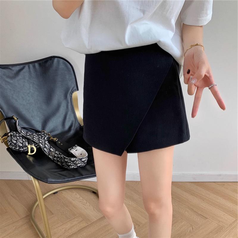 2025 Женские серые кюлоты А-силуэта с высокой талией и неровным подолом: Приталенные, облегающие бедра, универсальные осенние шорты-костюм L чёрный
2025 Женские серые кюлоты А-силуэта с высокой талией и неровным подолом: Приталенные, облегающие бедра, универсальные осенние шорты-костюм L чёрный