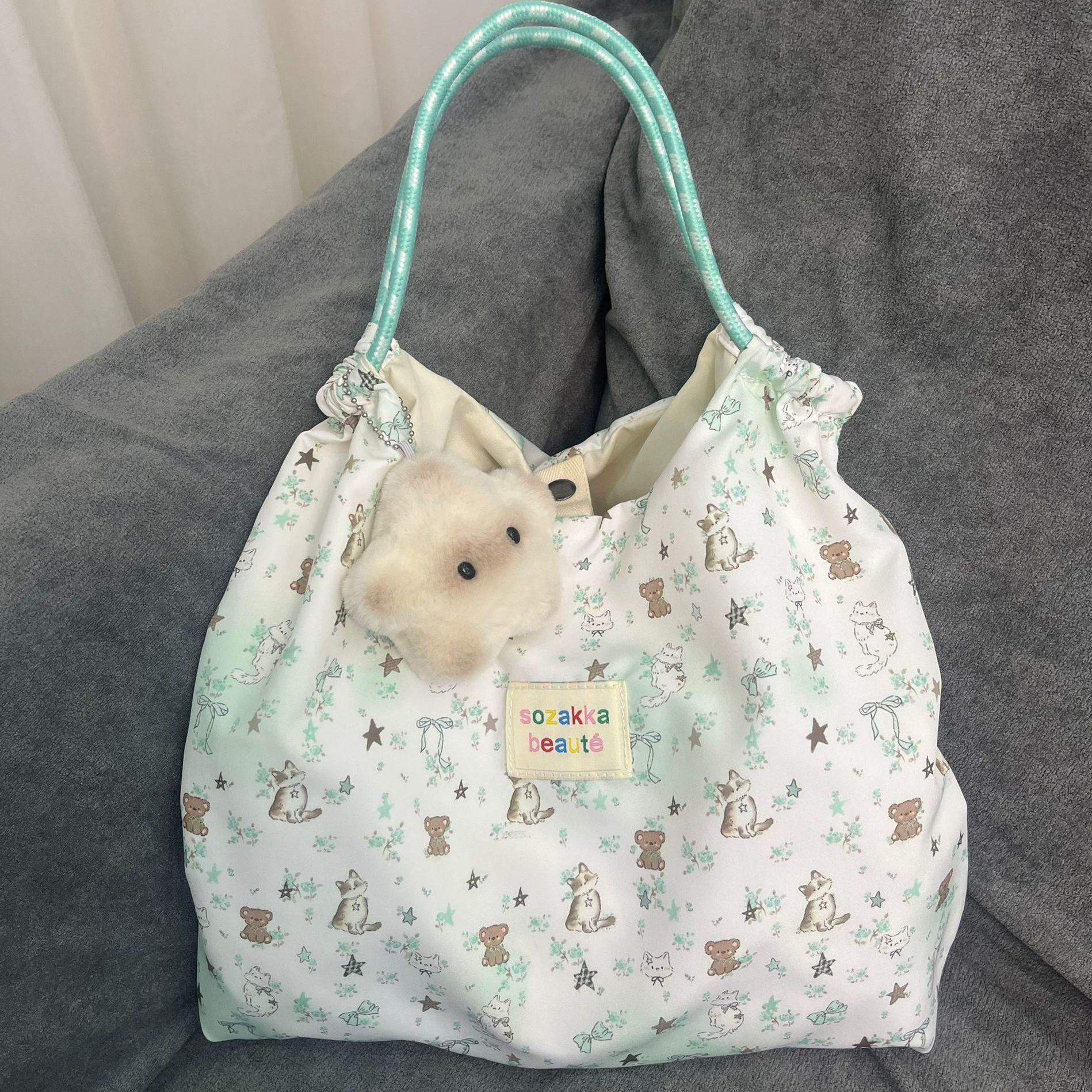 New Cute Cartoon Shoulder Tote - Korean Style, Large Capacity for Students and Commute Bag Only
New Cute Cartoon Shoulder Tote - Korean Style, Large Capacity for Students and Commute Bag Only