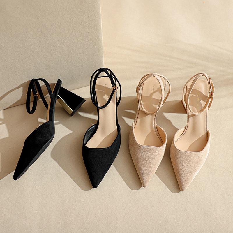 Fu number thick heel bag head sandals women s spring and summer women s shoes hollow front bag back with shoes electroplating and casual women s shoes 34 тілесний
Fu number thick heel bag head sandals women s spring and summer women s shoes hollow front bag back with shoes electroplating and casual women s shoes 34 тілесний