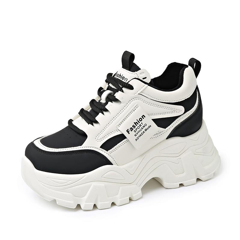 Женские вулканизированные туфли на толстой подошве, с круглым носком, на шнуровке, повседневные кроссовки, сохраняющие тепло, для активного отдыха, универсальные клиновидные женские кроссовки 40 чёрный
Женские вулканизированные туфли на толстой подошве, с круглым носком, на шнуровке, повседневные кроссовки, сохраняющие тепло, для активного отдыха, универсальные клиновидные женские кроссовки 40 чёрный