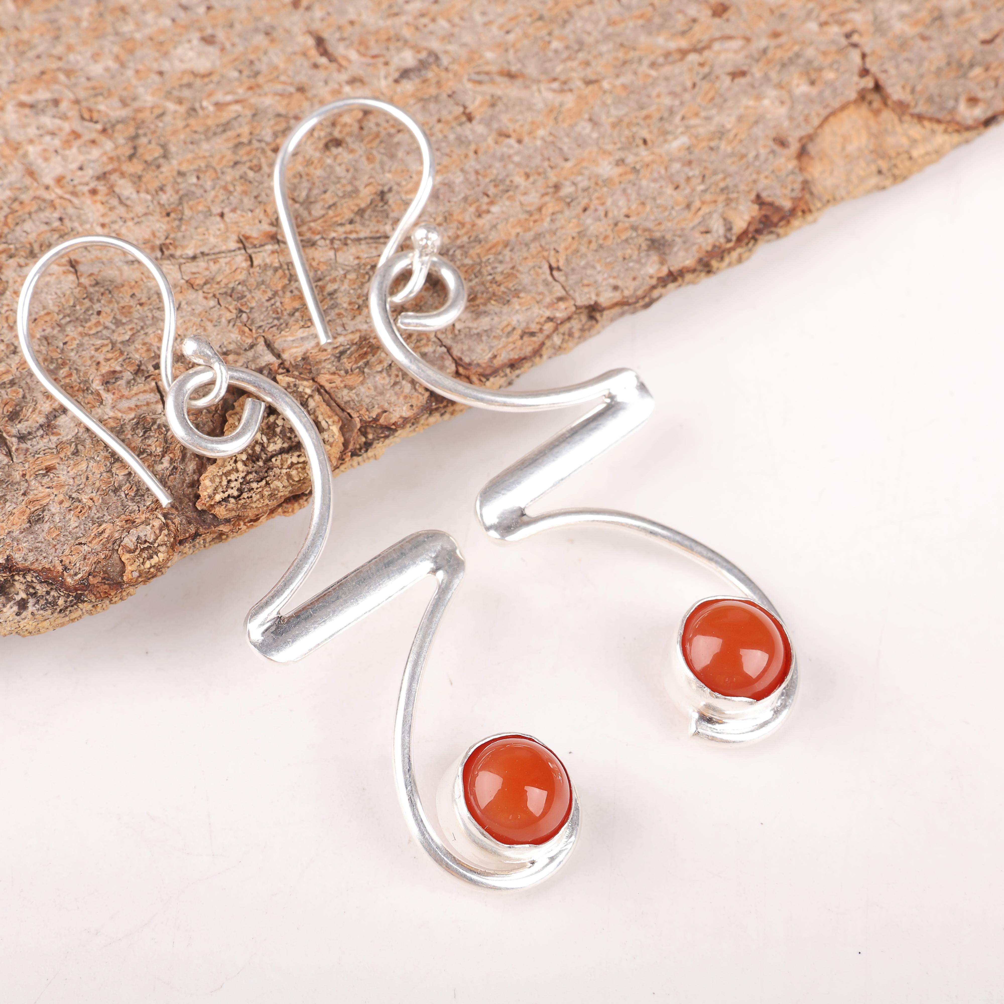 Серьги из сердолика из стерлингового серебра 925 пробы, Серьги с драгоценными камнями ручной работы, Подарки для друга, Богемные серьги для любви 2.35 Inches оранжевый
Серьги из сердолика из стерлингового серебра 925 пробы, Серьги с драгоценными камнями ручной работы, Подарки для друга, Богемные серьги для любви 2.35 Inches оранжевый