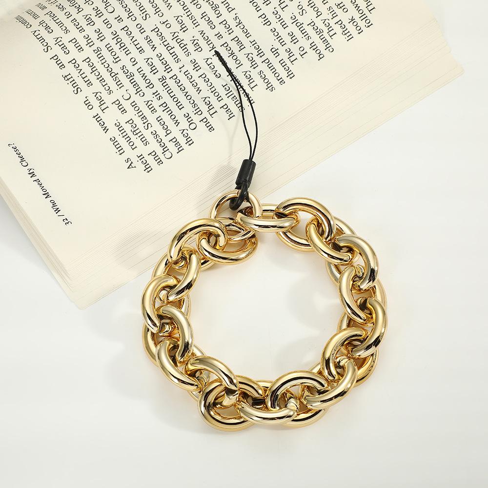 New INS wind CCB round buckle anti-lost hand carry fashion chain bag chain mobile phone chain золотой
New INS wind CCB round buckle anti-lost hand carry fashion chain bag chain mobile phone chain золотой