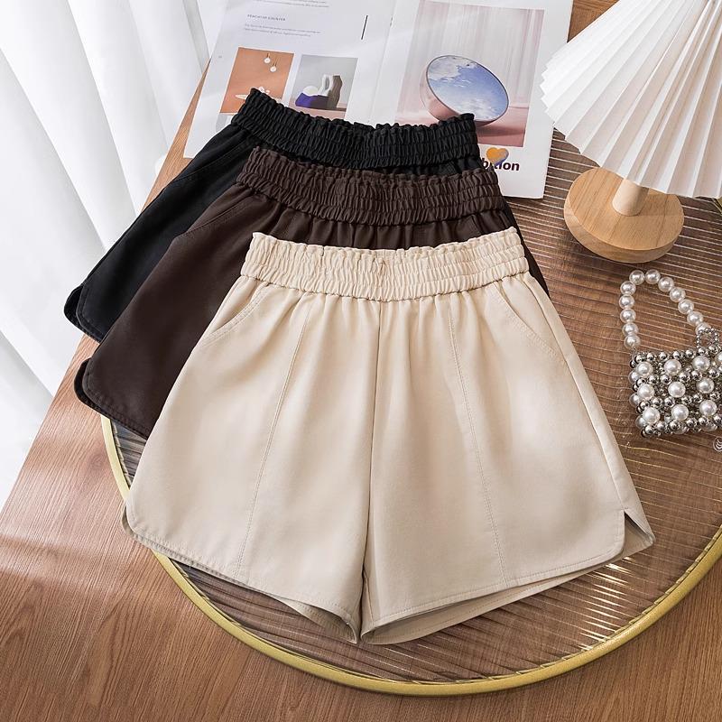 2025 Spring Women s Plus Size High Waist Black Leather Bootcut Pants & Elastic Waist Shorts 2XL
2025 Spring Women s Plus Size High Waist Black Leather Bootcut Pants & Elastic Waist Shorts 2XL