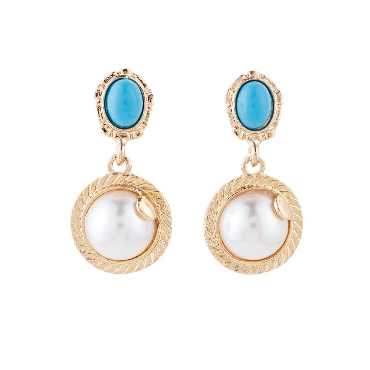 European and American jewelry ins personalized drip oil imitation pearl earrings women s small fresh geometric combination earrings
European and American jewelry ins personalized drip oil imitation pearl earrings women s small fresh geometric combination earrings