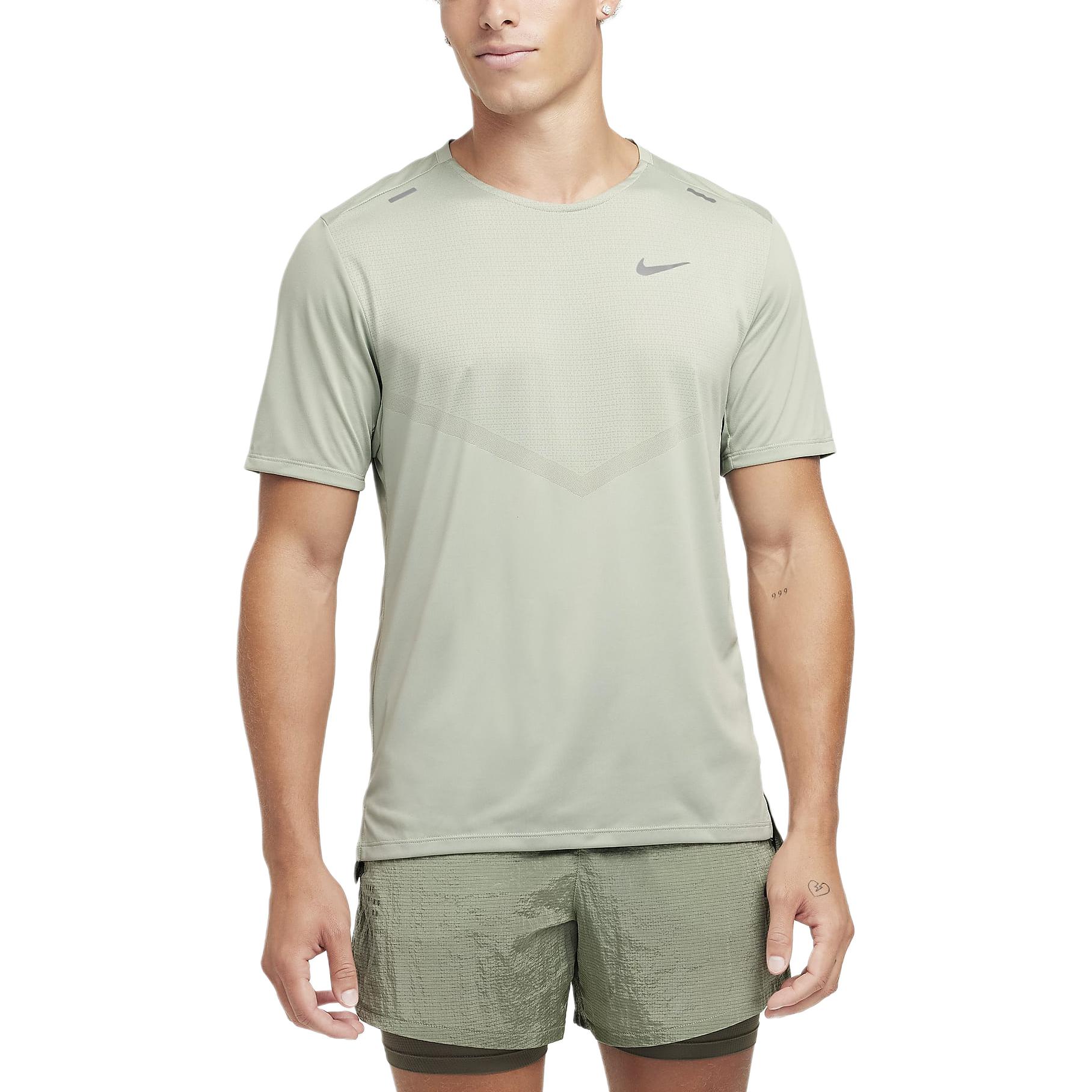 Nike RISE 365Dri Fit T Shirt Men s Jadeite Color CZ9184-372 M
Nike RISE 365Dri Fit T Shirt Men s Jadeite Color CZ9184-372 M