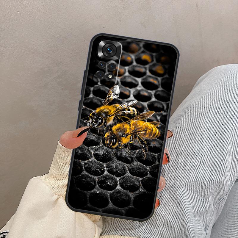 Honeycomb Honey Bee For Xiaomi Redmi Note 14 9 10 11 12 13 15 Pro Plus Case Cover For Redmi 15C 14C 12C 10C 13C Redmi Note 13 Pro 4G
Honeycomb Honey Bee For Xiaomi Redmi Note 14 9 10 11 12 13 15 Pro Plus Case Cover For Redmi 15C 14C 12C 10C 13C Redmi Note 13 Pro 4G