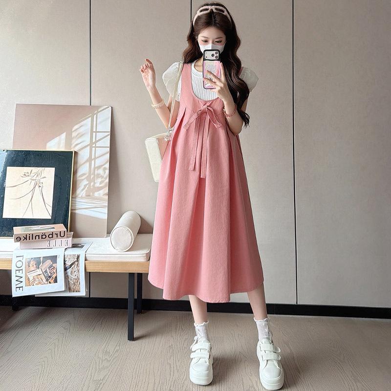 Petite Maternity Summer Two-Piece: Bow Back Strap Dress & Loose Slimming T-Shirt Set XL
Petite Maternity Summer Two-Piece: Bow Back Strap Dress & Loose Slimming T-Shirt Set XL