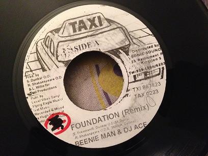 7inch Record BEENIE MAN & DJ ACE - Foundation (Remix) TAX0223 Taxi Jamaica Reggae, Ska & Dub Used
7inch Record BEENIE MAN & DJ ACE - Foundation (Remix) TAX0223 Taxi Jamaica Reggae, Ska & Dub Used