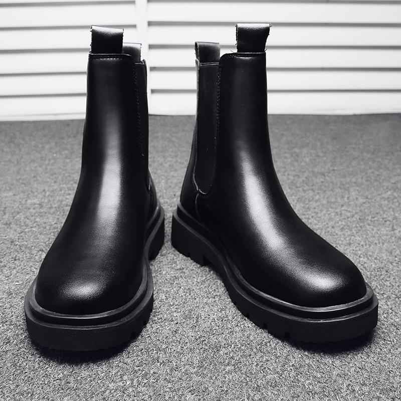2024 autumn and winter men s high-top Martin boots, teenagers wear black cotton shoes, new fashion casual shoes 39
2024 autumn and winter men s high-top Martin boots, teenagers wear black cotton shoes, new fashion casual shoes 39