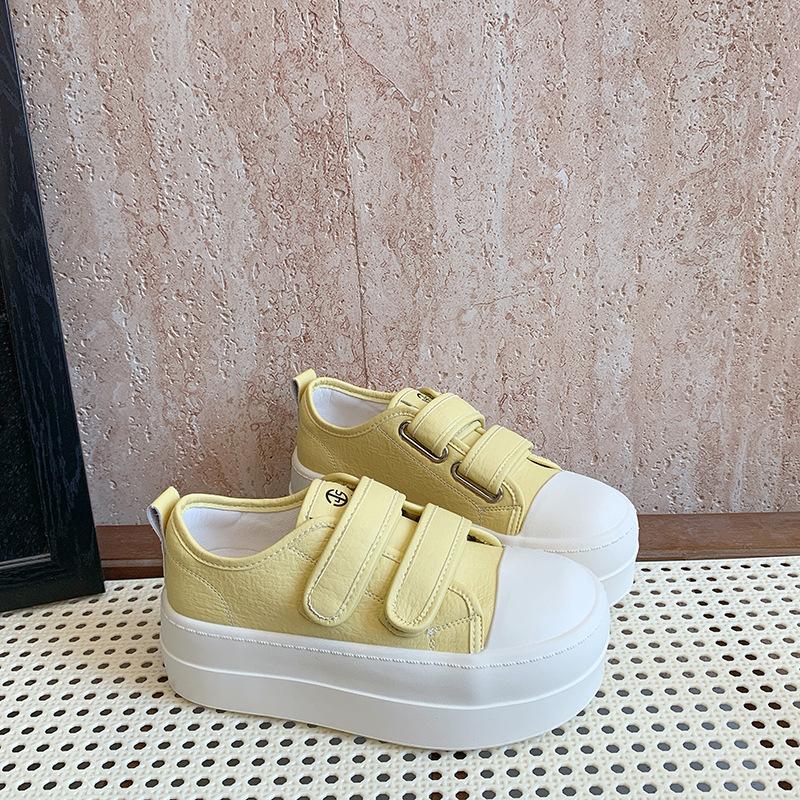 Уродливые милые маффины на липучках маленькие белые туфли женские 2025 весна новый шикарный нишевый дизайн кожаные студенческие туфли хлеб 40 жёлтый
Уродливые милые маффины на липучках маленькие белые туфли женские 2025 весна новый шикарный нишевый дизайн кожаные студенческие туфли хлеб 40 жёлтый
