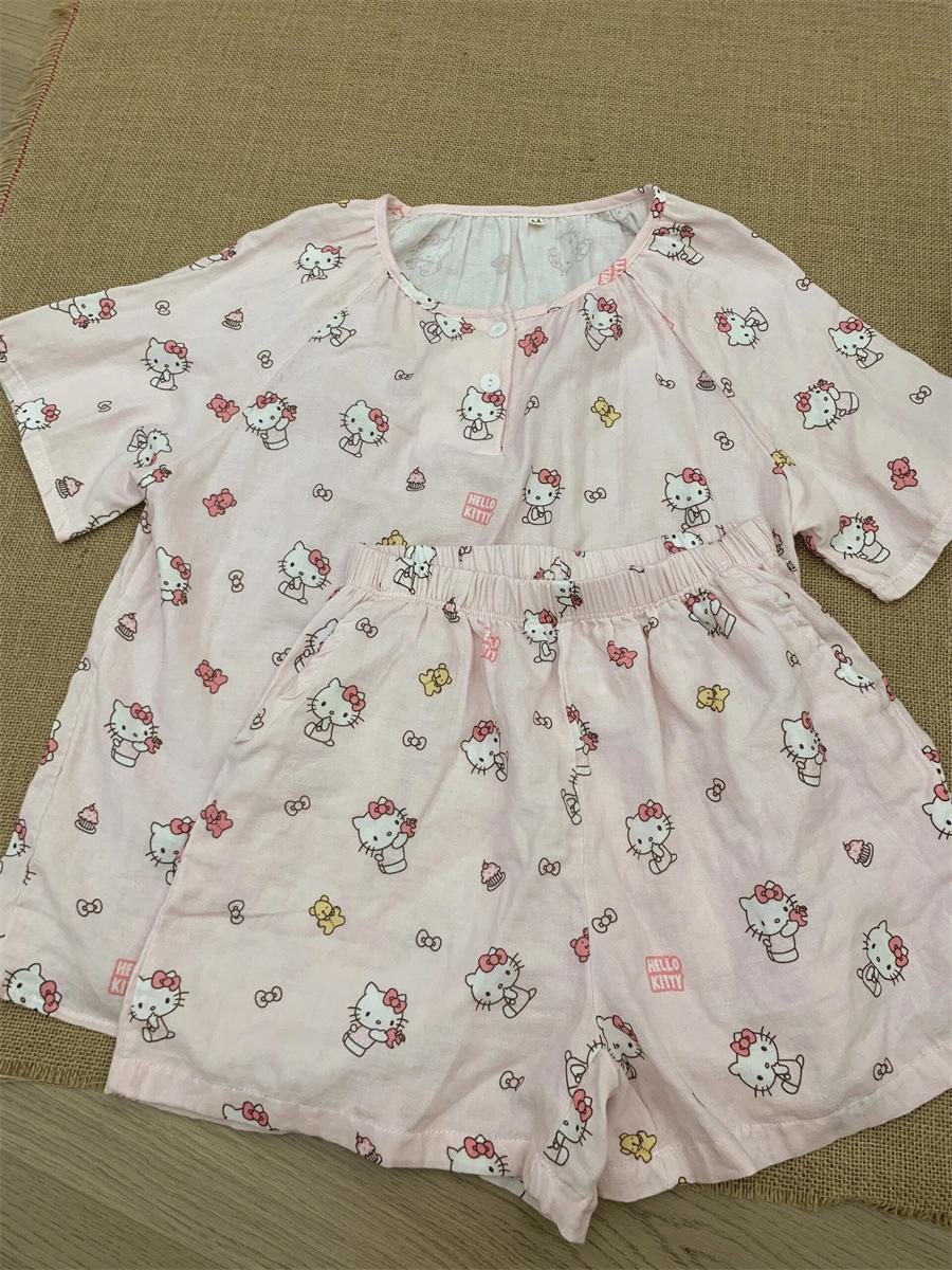 Pink Hello Kitty pajamas women s summer cardigan short-sleeved shorts two-piece ins style women s casual loungewear S
Pink Hello Kitty pajamas women s summer cardigan short-sleeved shorts two-piece ins style women s casual loungewear S
