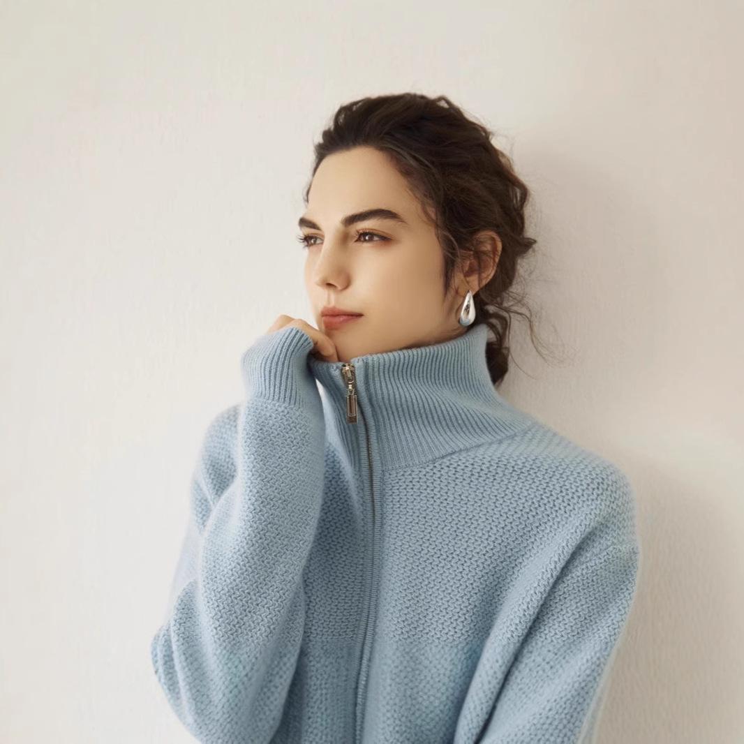 Women s Autumn/Winter 2024 Loose Wool Cashmere Half-Zip Sweater - Gentle and Warm Short Knitwear One size fits 85-150 jin сосна зелений колір
Women s Autumn/Winter 2024 Loose Wool Cashmere Half-Zip Sweater - Gentle and Warm Short Knitwear One size fits 85-150 jin сосна зелений колір