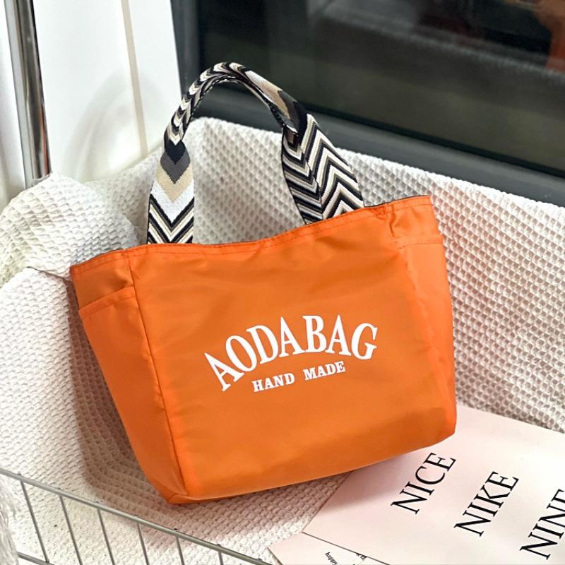 New Japanese dopamine simple letter large-capacity tote bag bag for commuting to work tote women s bag
New Japanese dopamine simple letter large-capacity tote bag bag for commuting to work tote women s bag