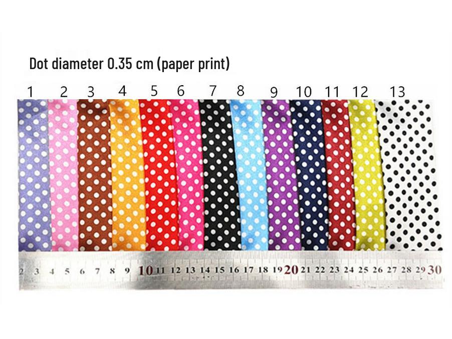 Атласная ткань в горошек для одежды, подкладки платьев, домашней одежды и головных уборов Size 5#
Атласная ткань в горошек для одежды, подкладки платьев, домашней одежды и головных уборов Size 5#