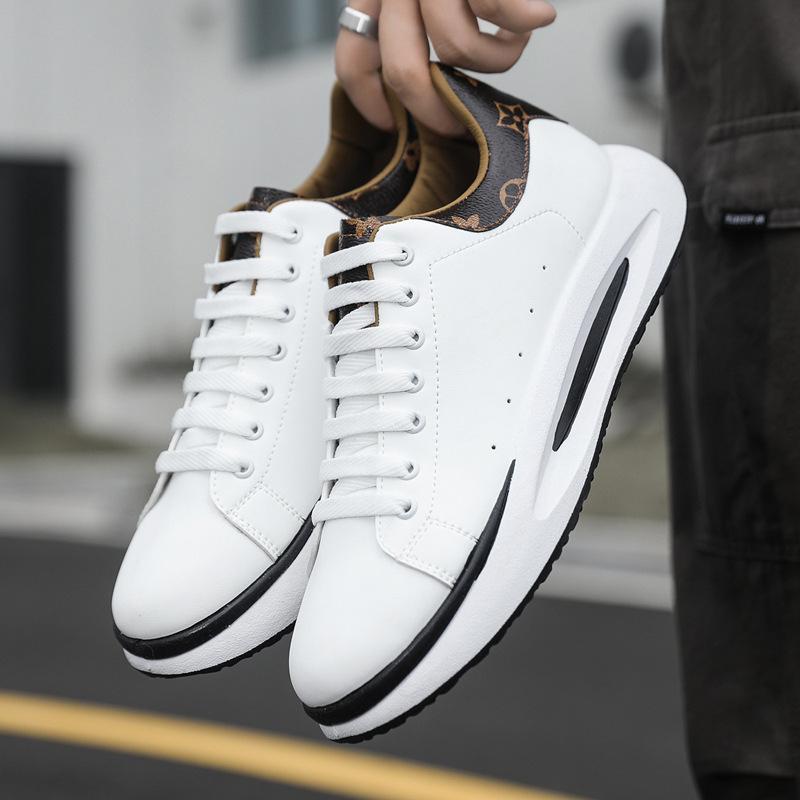 Autumn white shoes men s leather sneakers men s trend versatile casual shoes men s shoes 2025 new running shoes 44
Autumn white shoes men s leather sneakers men s trend versatile casual shoes men s shoes 2025 new running shoes 44