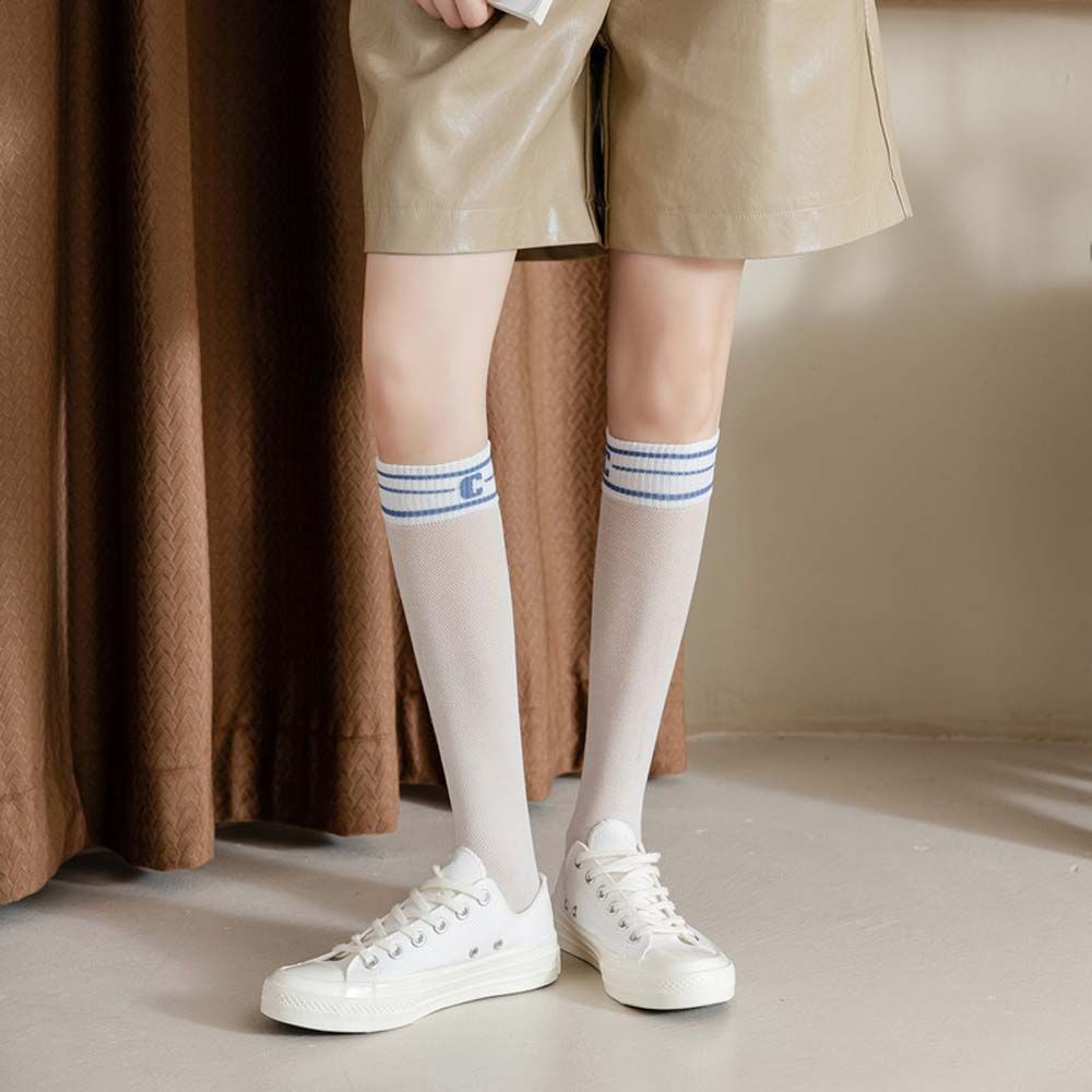Sports Stripe Hosiery For Girls Mesh JK Stockings Mid-tube Sock Korean Knee Socks Women Long Socks
Sports Stripe Hosiery For Girls Mesh JK Stockings Mid-tube Sock Korean Knee Socks Women Long Socks