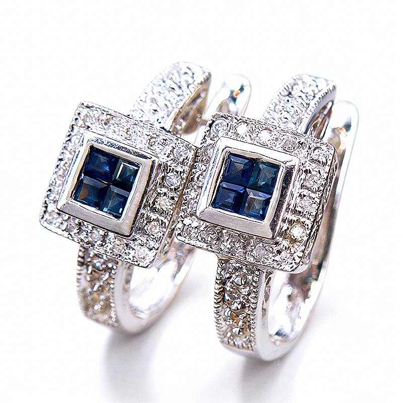 Huitan Geometric Design Women Hoop Earrings for Wedding Party Fashion Delicate Accessories Inlaid Shiny Blue CZ Delicate Jewelry
Huitan Geometric Design Women Hoop Earrings for Wedding Party Fashion Delicate Accessories Inlaid Shiny Blue CZ Delicate Jewelry