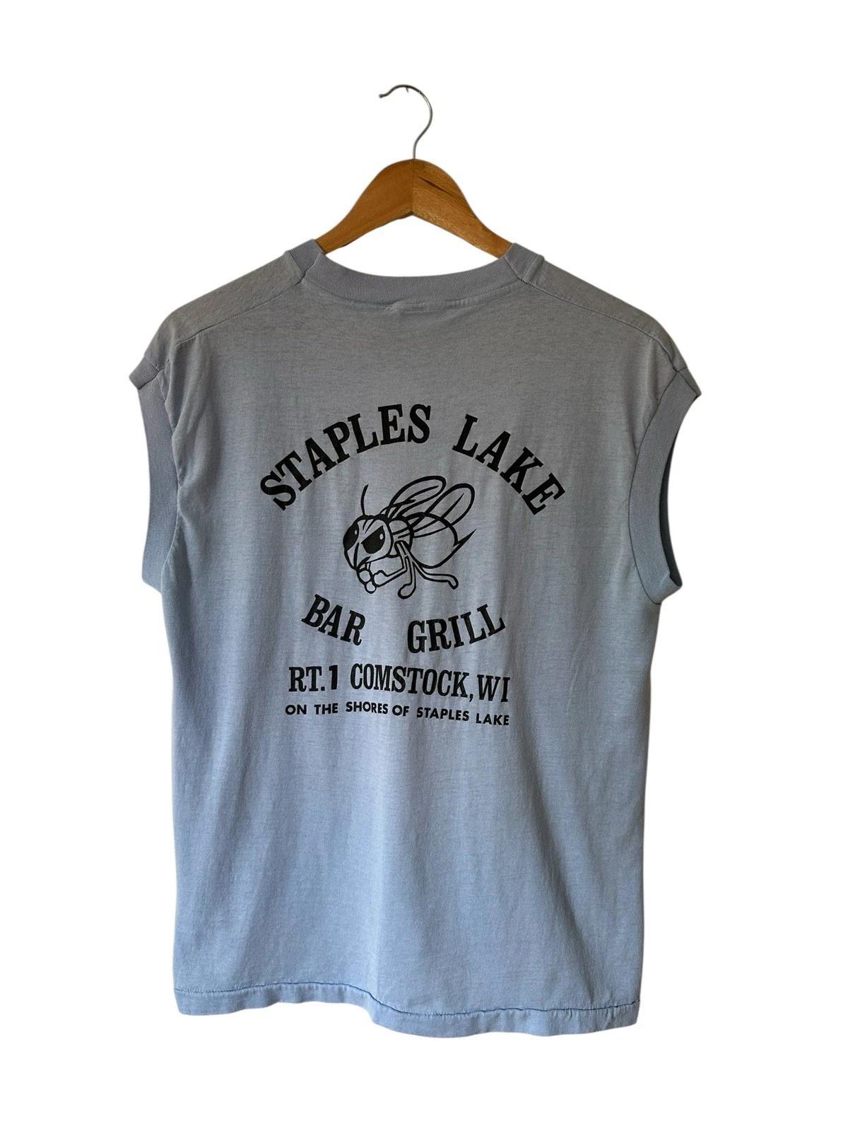 Vintage Sleeve Less Bar T Shirt Men’s Medium Staples Lake Wisconsin Comstock USA M
Vintage Sleeve Less Bar T Shirt Men’s Medium Staples Lake Wisconsin Comstock USA M