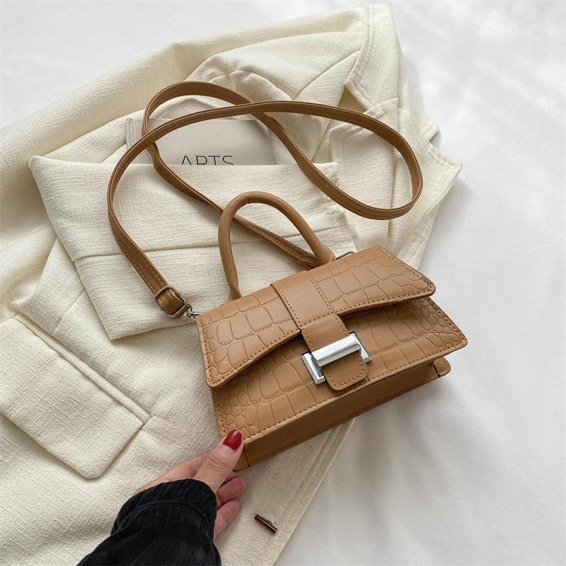 Stylish Korean Women s Small Square Bag In Black White Green Orange Khaki For Casual Trendy Looks хакі
Stylish Korean Women s Small Square Bag In Black White Green Orange Khaki For Casual Trendy Looks хакі