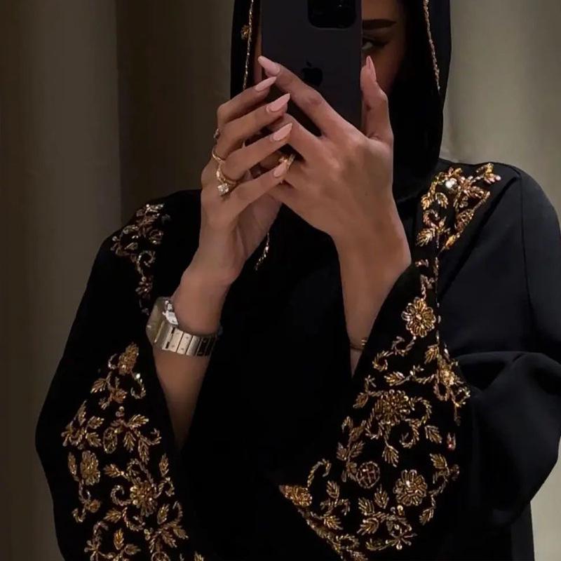 Мусульманское женское черное вечернее платье с длинным рукавом - От кутюр, вдохновленное Дубаем, дизайн с горячей фиксацией M/54
Мусульманское женское черное вечернее платье с длинным рукавом - От кутюр, вдохновленное Дубаем, дизайн с горячей фиксацией M/54