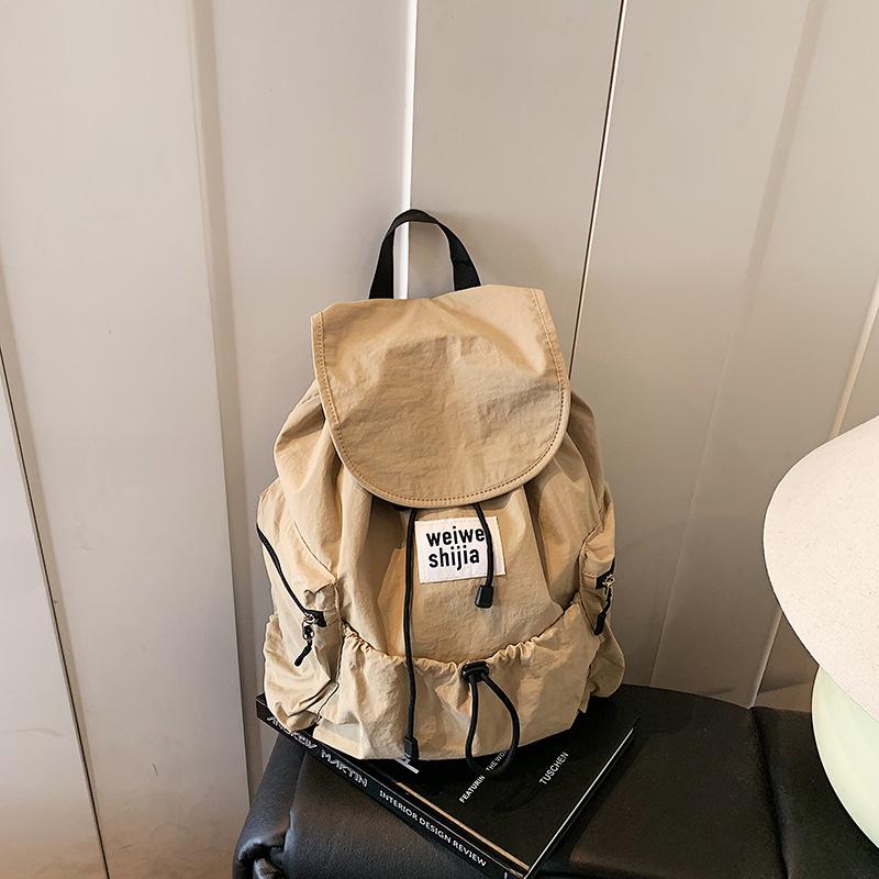 Korean version of leisure college style student schoolbag 2025 new simple large-capacity nylon backpack travel backpack хаки
Korean version of leisure college style student schoolbag 2025 new simple large-capacity nylon backpack travel backpack хаки