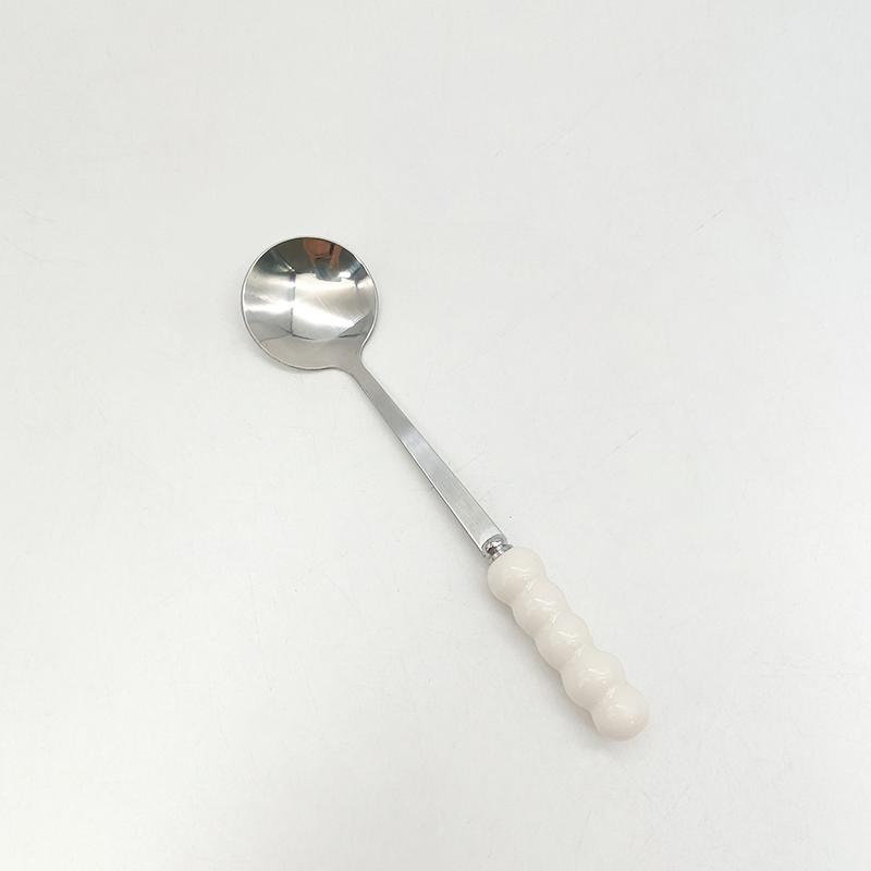Ложка с жемчужной ручкой для десерта, кофе, чая, ложка из нержавеющей стали, ложки для помешивания, десертные ложки, барные кухонные принадлежности, гаджеты белый
Ложка с жемчужной ручкой для десерта, кофе, чая, ложка из нержавеющей стали, ложки для помешивания, десертные ложки, барные кухонные принадлежности, гаджеты белый