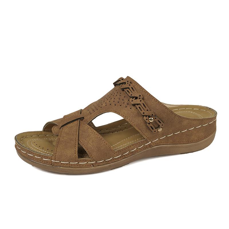 Slope heel women s slippers European and American foreign trade large size beach shoes car line thick sole light and comfortable slippers women s spot 43
Slope heel women s slippers European and American foreign trade large size beach shoes car line thick sole light and comfortable slippers women s spot 43