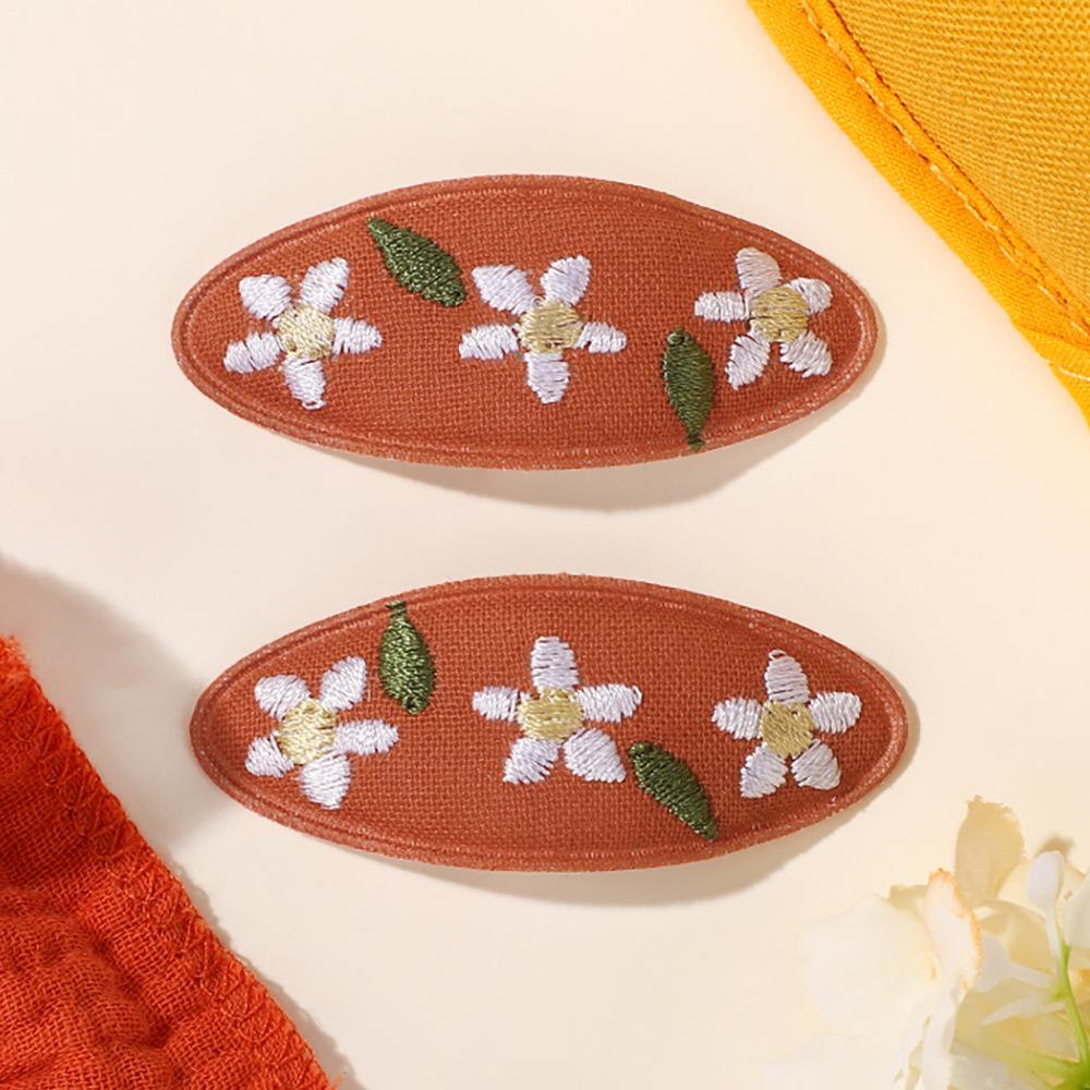 8Pcs Elliptical Embroidery Fabric Children BB Clip Hair Clip Fashion Sweet Pleated Girl Heart Versatile Girl Hair Accessory
8Pcs Elliptical Embroidery Fabric Children BB Clip Hair Clip Fashion Sweet Pleated Girl Heart Versatile Girl Hair Accessory