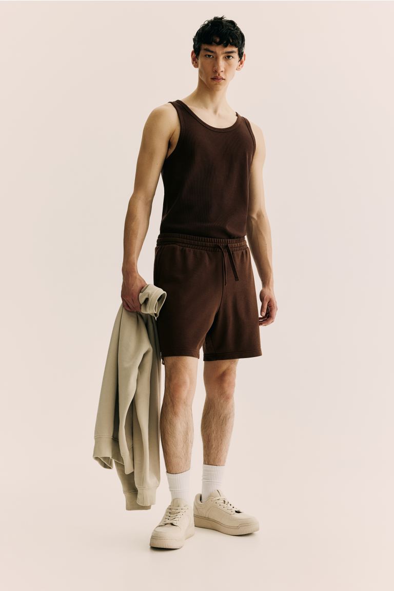 Спортивные шорты HM Regular Fit Коричневые
Спортивные шорты HM Regular Fit Коричневые