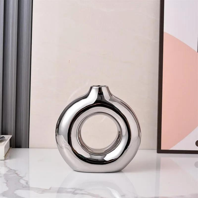 Позолоченная керамическая ваза Nordic Hydroponic Flower Arrangement Accessories Home Living Room Dining Table Ceramic Vase Decorations
Позолоченная керамическая ваза Nordic Hydroponic Flower Arrangement Accessories Home Living Room Dining Table Ceramic Vase Decorations