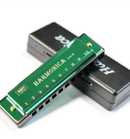 Titanium Copper Core 10-Hole Blues Harmonica, Student and Children s Early Education Musical Instrument Toy.
Titanium Copper Core 10-Hole Blues Harmonica, Student and Children s Early Education Musical Instrument Toy.