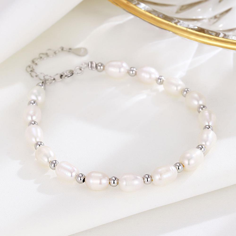 Niche Temperament S925 Sterling Silver Freshwater Pearl Bracelet: High-End Luxury, Unique Personality for Women 925 Silver
Niche Temperament S925 Sterling Silver Freshwater Pearl Bracelet: High-End Luxury, Unique Personality for Women 925 Silver
