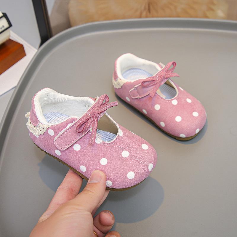 Girls Princess Shoes Korean Style Versatile Soft Sole Toddler Shoes for Baby Girls, Breathable Spring and Autumn Single Shoes for One-Year-Old 26-31One Hand6Double рожевий
Girls Princess Shoes Korean Style Versatile Soft Sole Toddler Shoes for Baby Girls, Breathable Spring and Autumn Single Shoes for One-Year-Old 26-31One Hand6Double рожевий