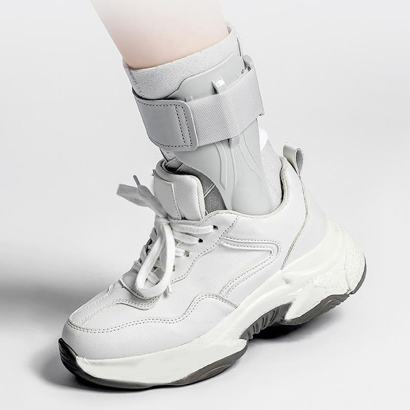 1 шт., ортез для ног, стабилизатор, фиксирующий ремень, защита от растяжения связок лодыжки, поддерживающий ремень для ног
1 шт., ортез для ног, стабилизатор, фиксирующий ремень, защита от растяжения связок лодыжки, поддерживающий ремень для ног