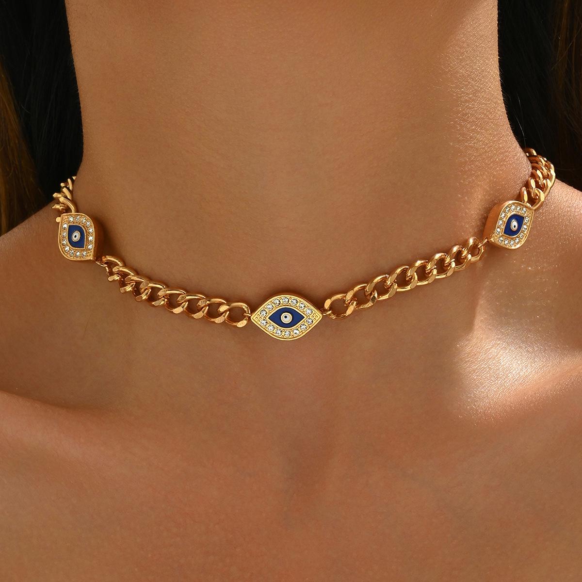 Elegant Rhinestone Enamel Eye Pendant Necklace: Luxurious, Fashionable Clavicle Chain Jewelry for Women
Elegant Rhinestone Enamel Eye Pendant Necklace: Luxurious, Fashionable Clavicle Chain Jewelry for Women