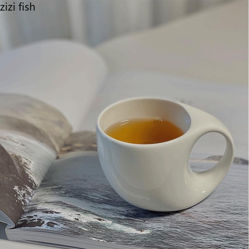 White Ceramic Coffee Cup Milk Tea Cups Water Cup Afternoon Tea Cup Milk Mugs Coffee Mugs Tea Mugs Drinkware Juice Cups Teacup 101-200ml білий
White Ceramic Coffee Cup Milk Tea Cups Water Cup Afternoon Tea Cup Milk Mugs Coffee Mugs Tea Mugs Drinkware Juice Cups Teacup 101-200ml білий
