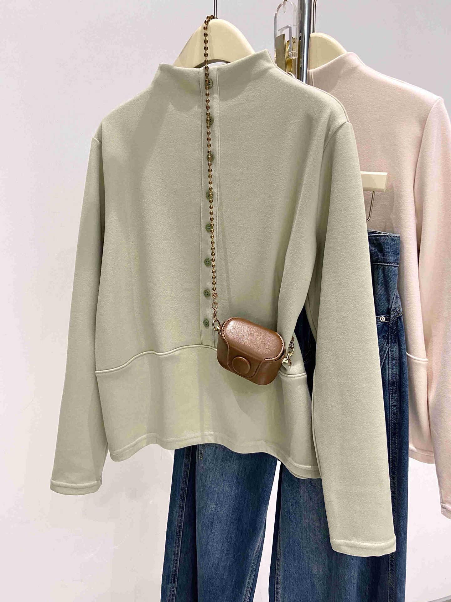 Slim Fit Imitation Cashmere Long-Sleeve Button Collar T-Shirt for Women – Autumn/Winter Base Layer XXL серый/зелёный
Slim Fit Imitation Cashmere Long-Sleeve Button Collar T-Shirt for Women – Autumn/Winter Base Layer XXL серый/зелёный