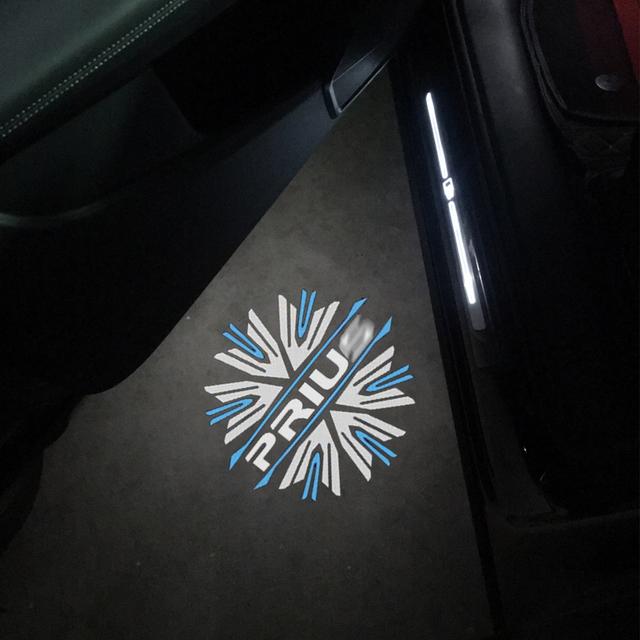 Дверные фонари, автомобильные фонари, наклейки для значков, аксессуары для проектора для Prius 20 30 50 XW20 XW30 XW50
Дверные фонари, автомобильные фонари, наклейки для значков, аксессуары для проектора для Prius 20 30 50 XW20 XW30 XW50