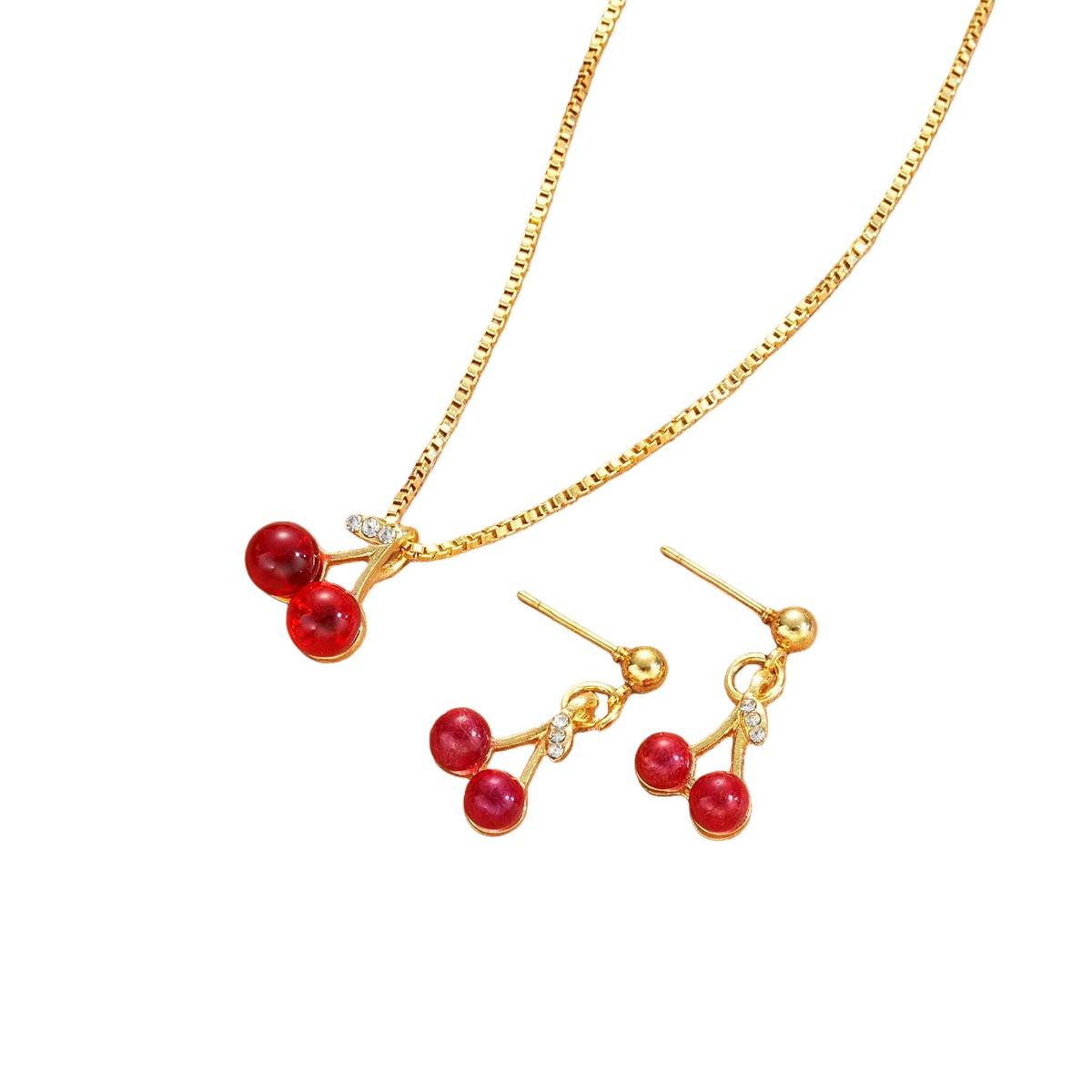 Women 2 PCS Jewelry Set Sweet Red Cherry Pendant Necklace Dangle Stud Earring Shiny Gold Box Chain White Rhinestone Jewelry 40cm
Women 2 PCS Jewelry Set Sweet Red Cherry Pendant Necklace Dangle Stud Earring Shiny Gold Box Chain White Rhinestone Jewelry 40cm
