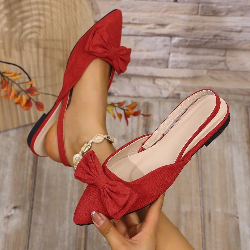 European and American summer pointed flat shoes women s pumps fashion bow empty large size casual shoes 43
European and American summer pointed flat shoes women s pumps fashion bow empty large size casual shoes 43