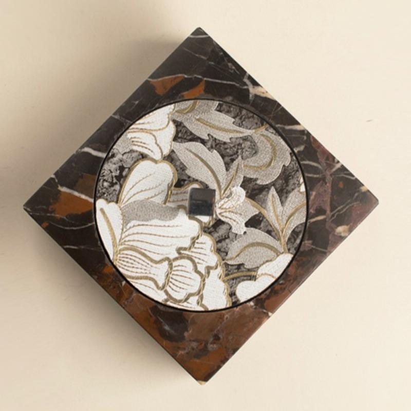 Marble Storage Box Jewelry Organizer Boxes Modern Accessory Organizing Case Multifunctional Cases with Lid Organizers Furniture коричневий
Marble Storage Box Jewelry Organizer Boxes Modern Accessory Organizing Case Multifunctional Cases with Lid Organizers Furniture коричневий
