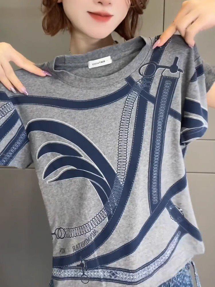 2025 Women s Plus Size Grey Cotton Short Sleeve Slimming Casual Top 3XL (154-172 jin)
2025 Women s Plus Size Grey Cotton Short Sleeve Slimming Casual Top 3XL (154-172 jin)